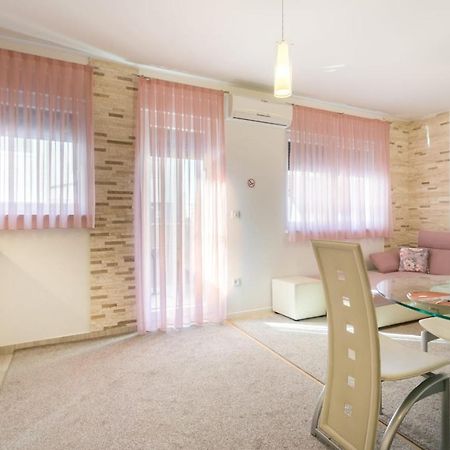 Apartment Sara - Free Parking For 2 Cars Загреб Экстерьер фото