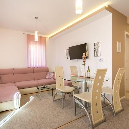 Apartment Sara - Free Parking For 2 Cars Загреб Экстерьер фото